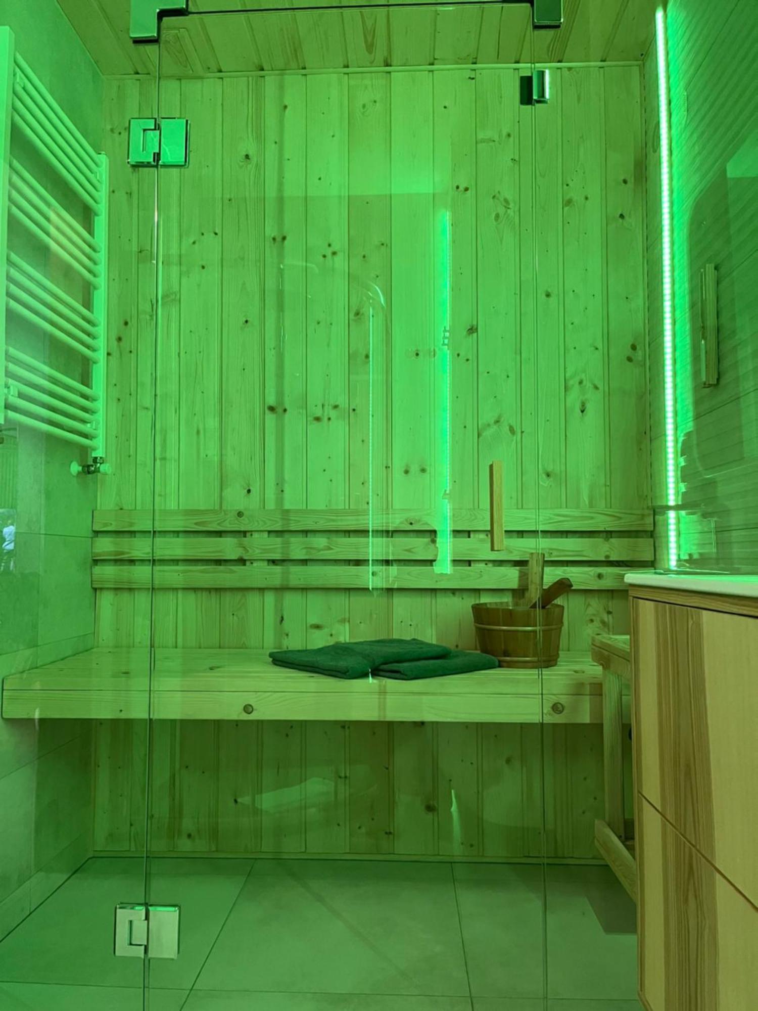 Jesionowe Apartamenty Nad Odra, Stare Miasto, Sauna W Jednym, Klimatyzacja , Garaz Podziemny 0 Zl, Odra River , Old Town, New Building, Air Conditioning, Sauna-One, Underground Garage Free Wrocław Exteriör bild
